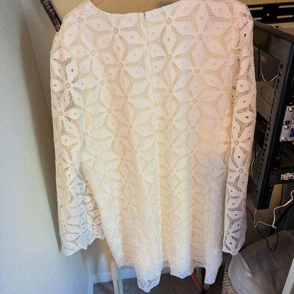 Tuckernuck White Floral Lace Dress - Picture 6 of 7